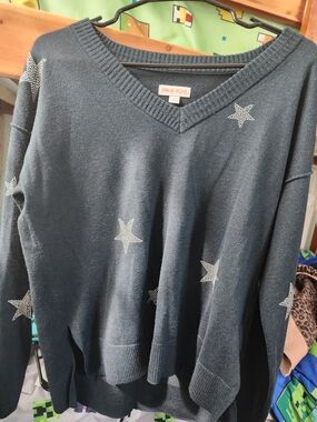 Knox Rose Black V-Neck Sweater with Sparkle Stars